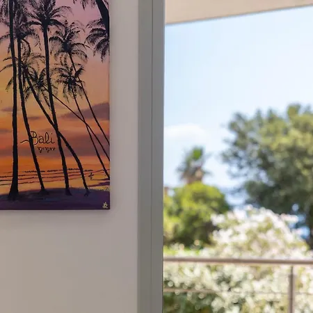 Luxury Seafront With Rooftop Pool & Stunning Sea Views Fertilia