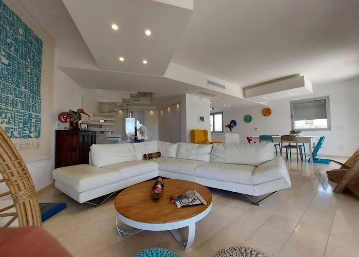 别墅 Luxury Seafront With Rooftop Pool & Stunning Sea Views