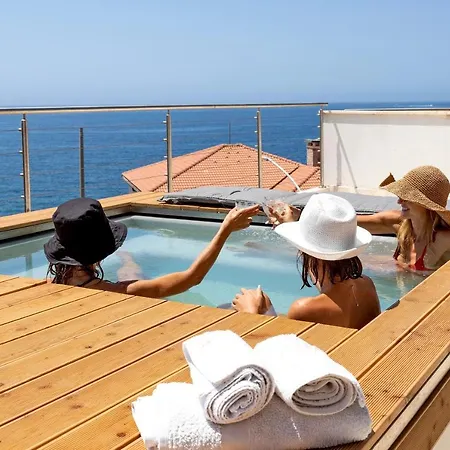 فيلة Luxury Seafront With Rooftop Pool & Stunning Sea Views *