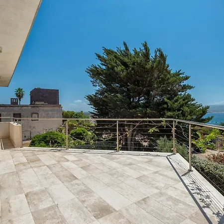Luxury Seafront With Rooftop Pool & Stunning Sea Views Villa Fertilia