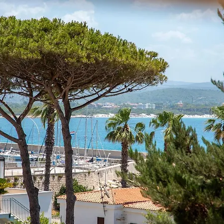 Luxury Seafront With Rooftop Pool & Stunning Sea Views