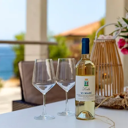 Luxury Seafront With Rooftop Pool & Stunning Sea Views * Fertilia