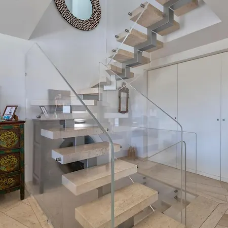 فيلة Luxury Seafront With Rooftop Pool & Stunning Sea Views *