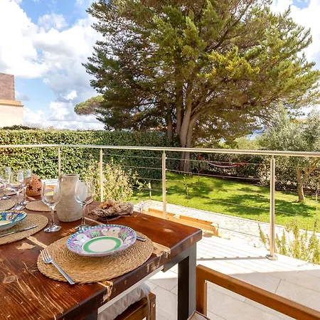 Luxury Seafront With Rooftop Pool & Stunning Sea Views * فيرتيليا