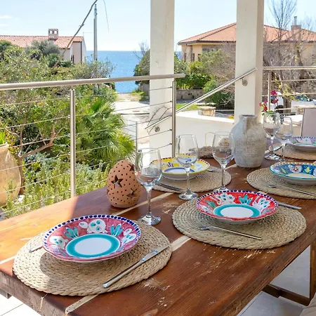 Luxury Seafront With Rooftop Pool & Stunning Sea Views فيرتيليا