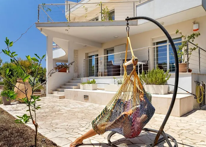 Luxury Seafront With Rooftop Pool & Stunning Sea Views Willa