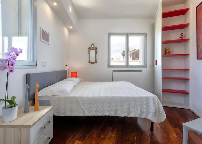 Luxury Seafront With Rooftop Pool & Stunning Sea Views Willa Fertilia