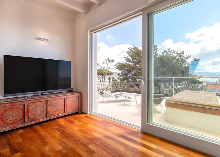 Luxury Seafront With Rooftop Pool & Stunning Sea Views * Fertilia